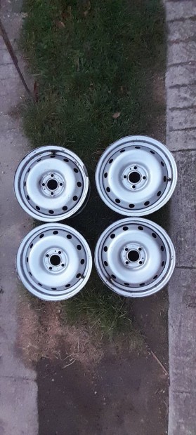 Dacia Sandero Logan Renault Clio Modus Aclfelni Lemezfelni Felni 15