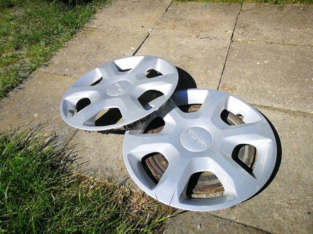 Dacia dsztrcsa 15"-os, 2db