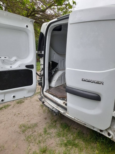 Dacia dokker hátsó ajtó