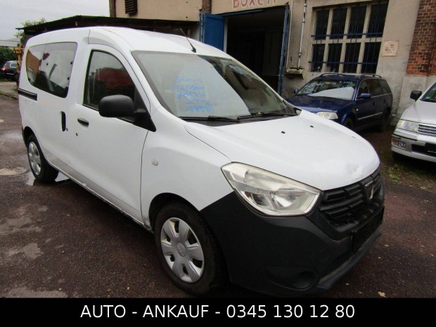 Dacia dokker hátsó sárvédő