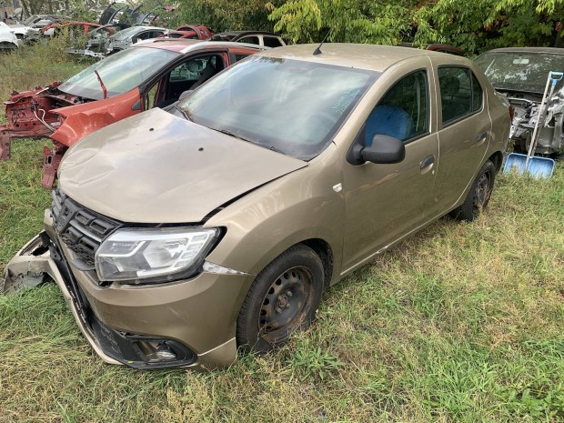 Dacia logan II 2 ajt srvd ls futm  motor vlt alkatrsz