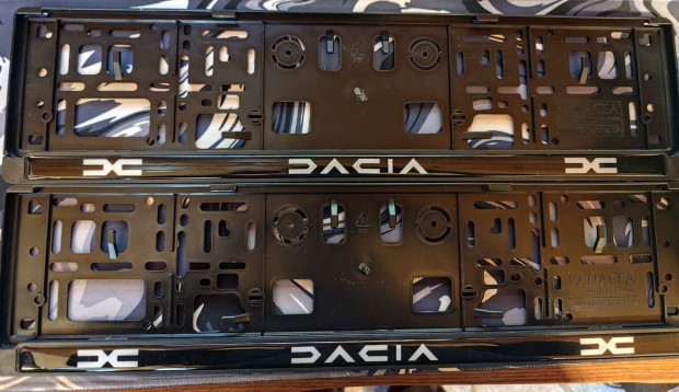 Dacia rendszámtábla keret, rendszámkeret Új logós