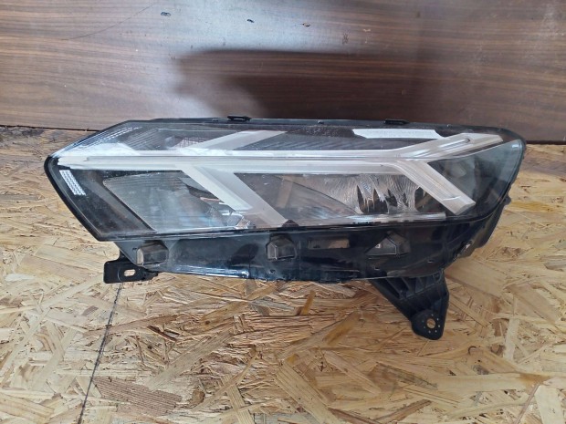 Dacia sandero III fnyszr 260602561 R