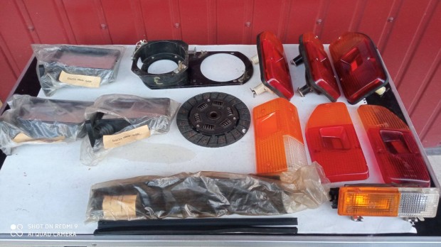 D�cia �j alkatr�szek