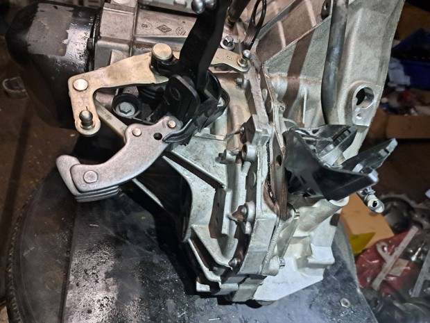 Dacia v�lt� JH3-399