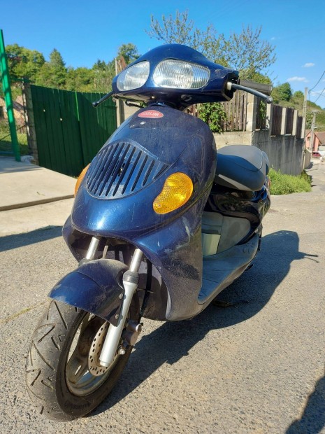 Daelim Tapo 50 robog