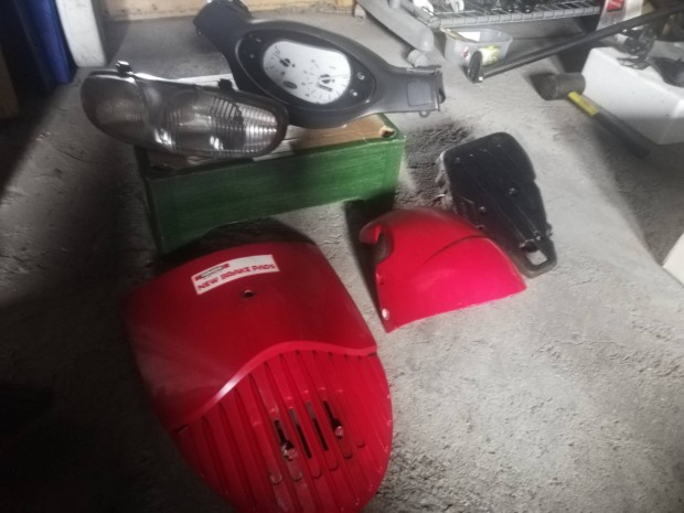 Daelim tapo  robog alkatrszek 