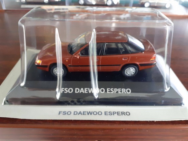 Daewoo Espero kisauto modell 1/43 Elad