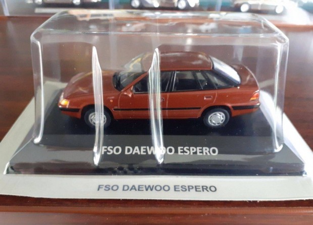 Daewoo Espero kisauto modell 1/43 Elad