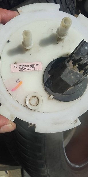 Daewoo Kalos 1.2 üzemanyag szivattyú