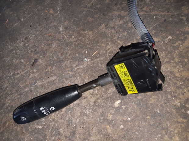 Daewoo Kalos Ablakt�rl� Kapcsol�