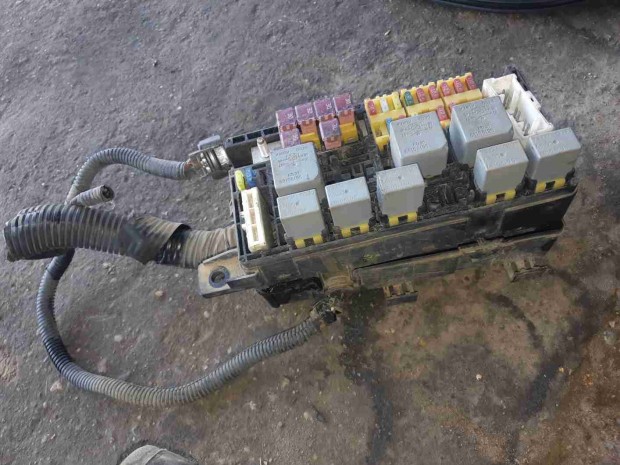 Daewoo Kalos Biztos�t�kt�bla / Rel� T�bla