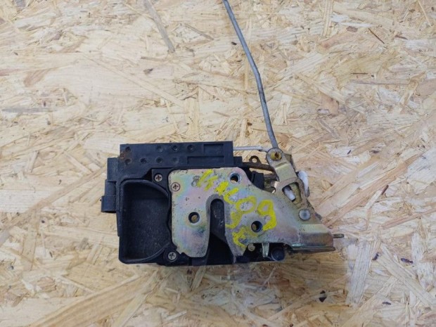 Daewoo Kalos (2002-2007) Jobb Els� Ajt� K�zpontiz�r