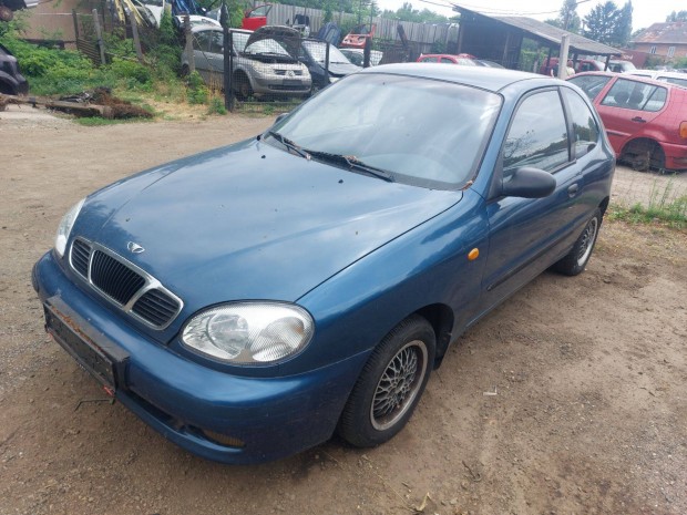Daewoo Lanos karosszéria elemei Kék