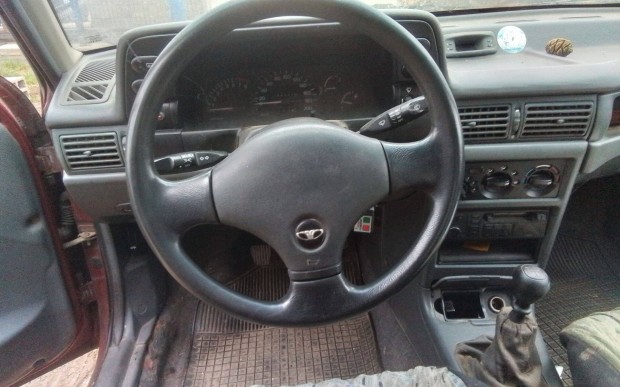 Daewoo Nexia 1,5 Benzin 1996.v. Psz: 1711