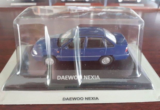 Daewoo Nexia FSO kisauto modell 1/43 Elad