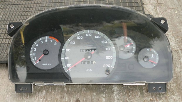 Daewoo Nubira 2003 SX �racsoport