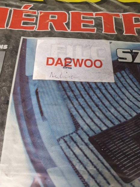 Daewoo Nubira szövetszőnyeg garnitúra