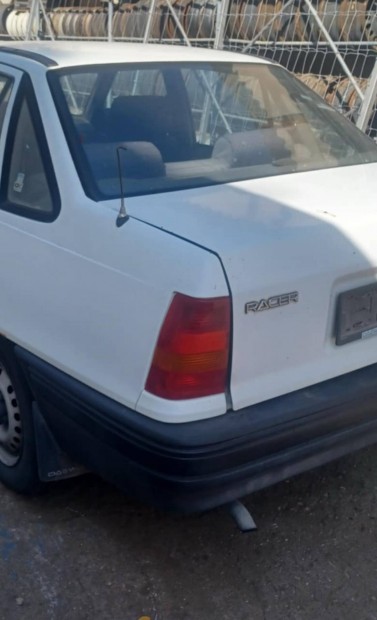 Daewoo Racer hts lmpa elad