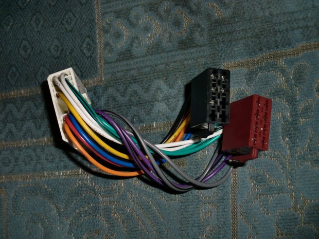 Daewoo Rádió kábel adapter csatlakozó