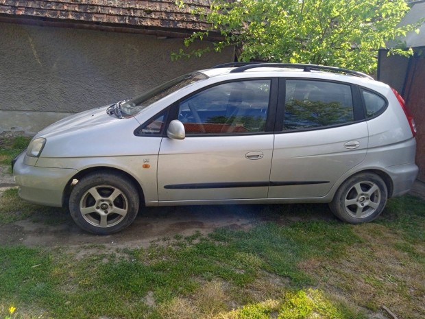Daewoo Tacuma