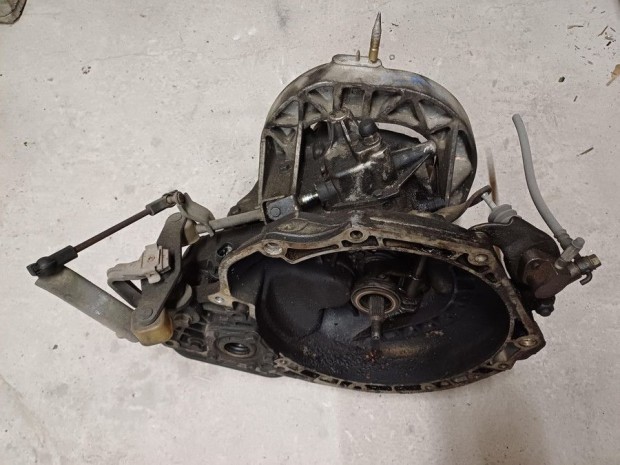 Daewoo Tacuma (2000-2008) 1.6 Benzines K�zi Sebess�g V�lt�