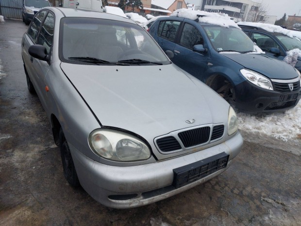 Daewoo lanos karossz�ria elemei sz�rke