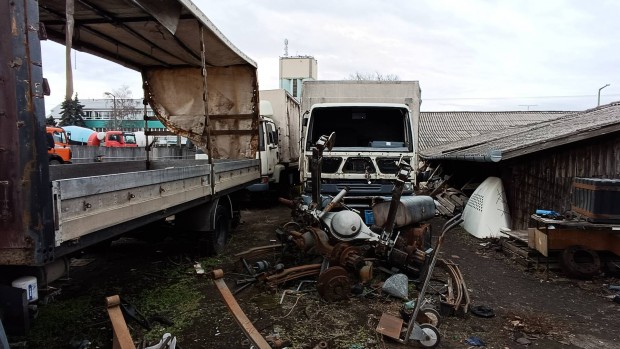 Daf 45 fa 55 fa egyben elad�!