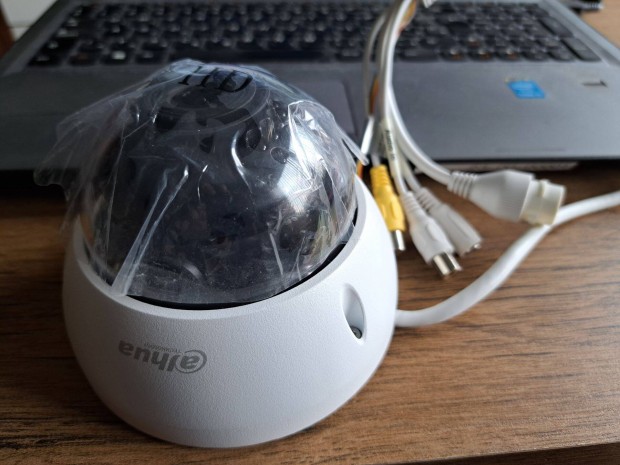 Dahua 4MP IP dome camera j