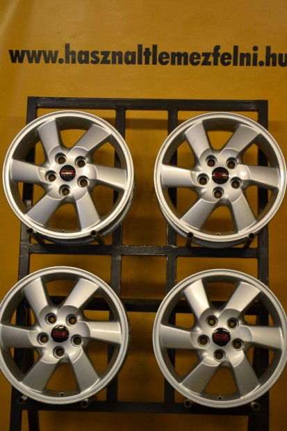 Daihatsu (1477) 16x6 ET50 5x114,3 agymrete:66,6mm