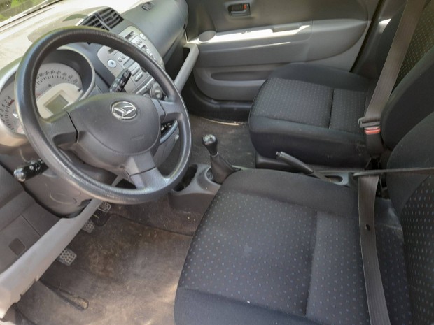 Daihatsu sirion