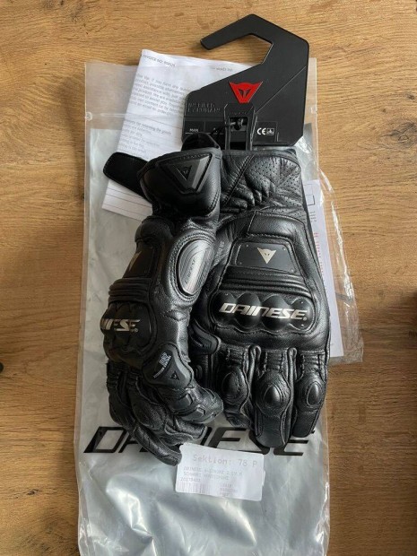 Dainese 4-Stroke 2 motoros kesztyű