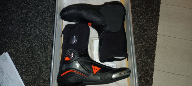 Dainese Axial D1 In EU45; MM290 Racing Boots / Versenycsizma