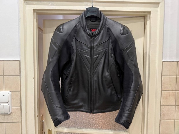 Dainese Fighter motoros brdzseki (full fekete, jszer)