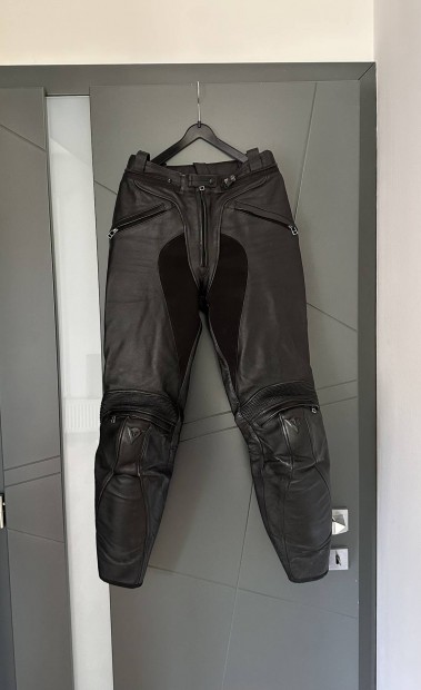 Dainese ni motoros nadrg