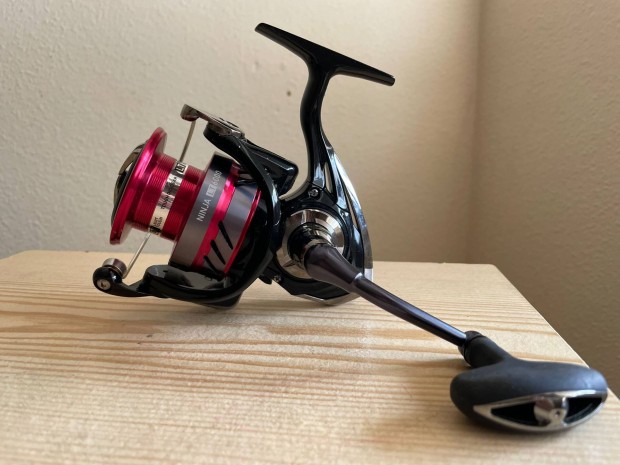 Daiwa Ninja 6000 rso uj Daiwa Sweepfire SW300TH uj horgaszbot