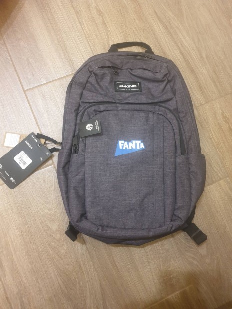 Dakine Campus M x Fanta htizsk