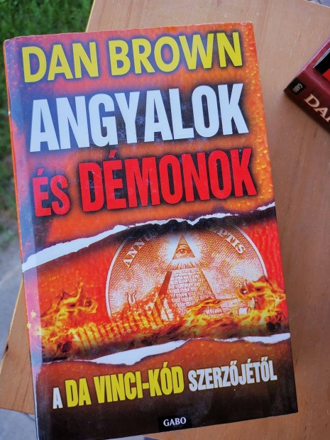 Dan Brown: Angyalok és Démonok