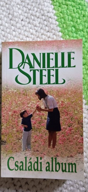 Danielle Steel: Csaldi album