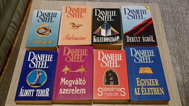 Danielle Steel regnyek - j llapotban 