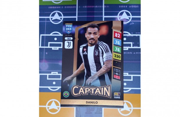 Danilo (Juventus) Panini Fifa 365 2025 Captain focis kártya