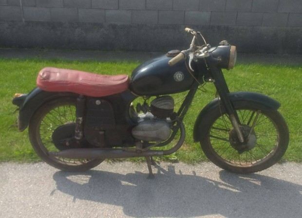 Danuvia 125 motorkerékpár