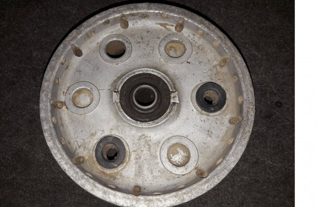 Danuvia gy�ri ker�k agy ( 5 bord�s )