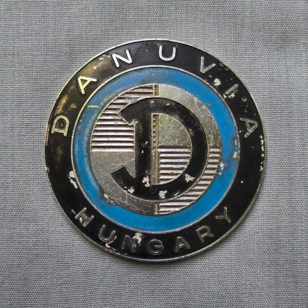 Danuvia motorker�kp�r embl�m�ja