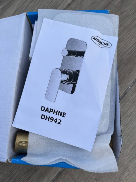 Daphne 942 falbapthet zuhanycsaptelep