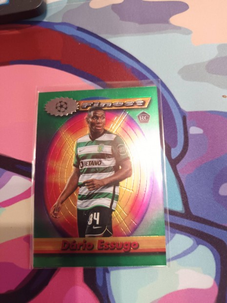 Dario Essugo Topps Finest rookie focis krtya Sporting