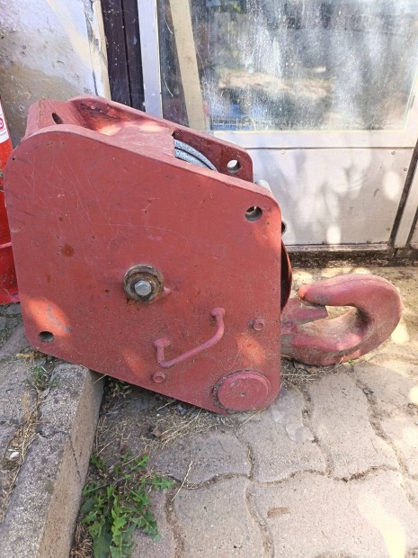 Daru horogszekrény