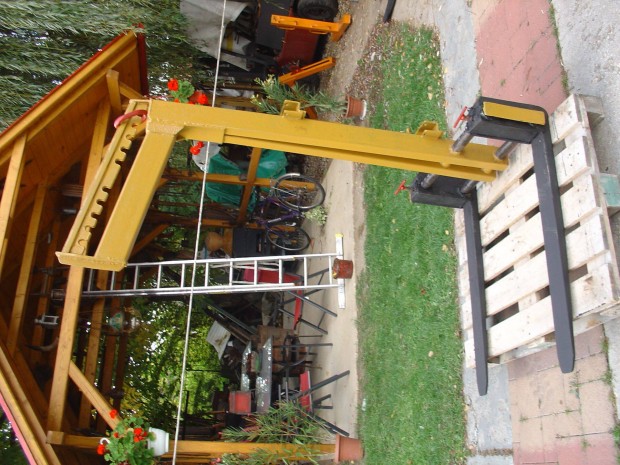 Daruvilla daru villa rakodó raklap emelő villa