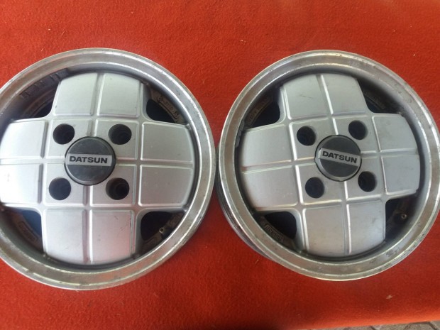 Datsun Nissan vetern alufelni 13"