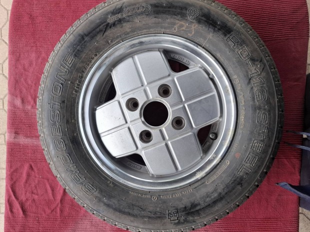 Datsun Nissan veterán alufelni